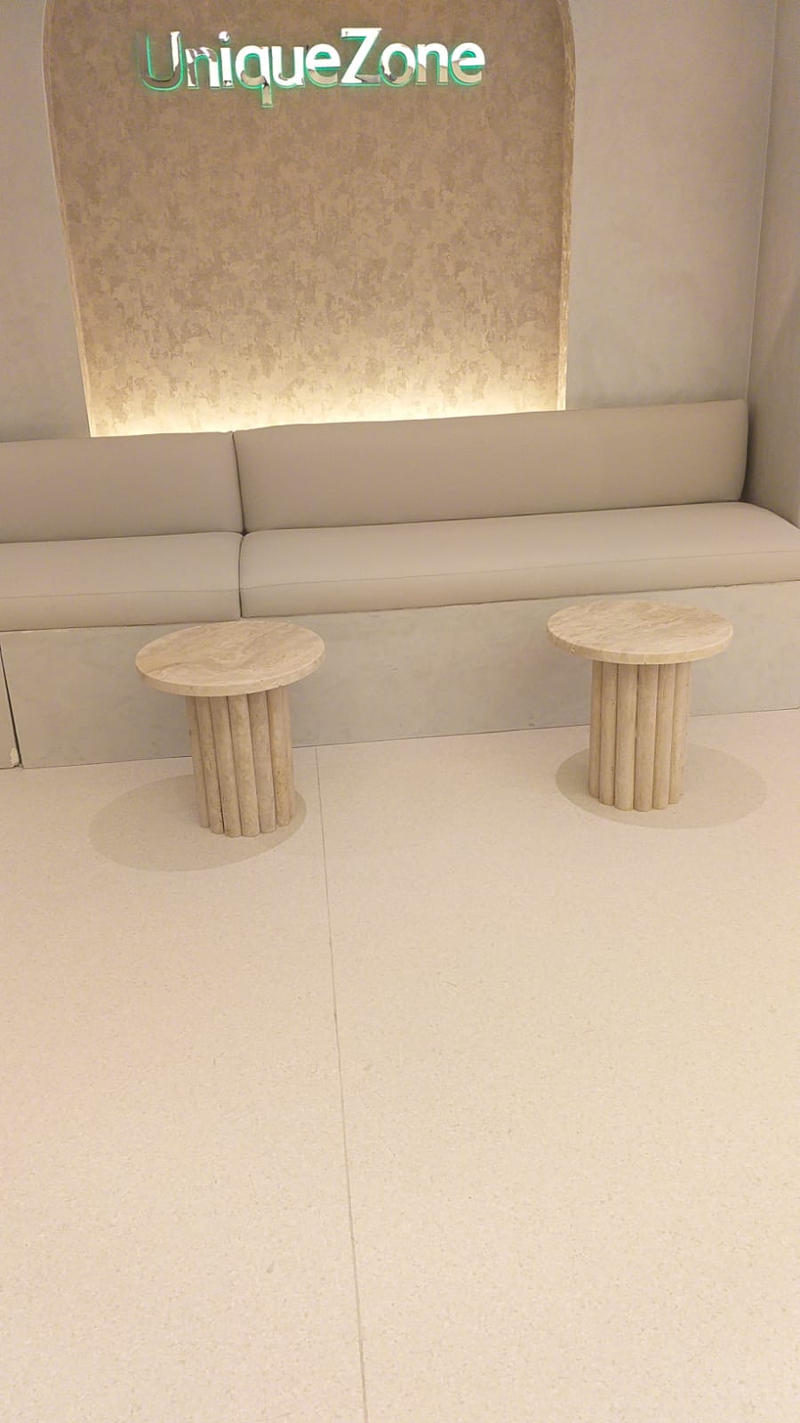 Daisy Model Side Table